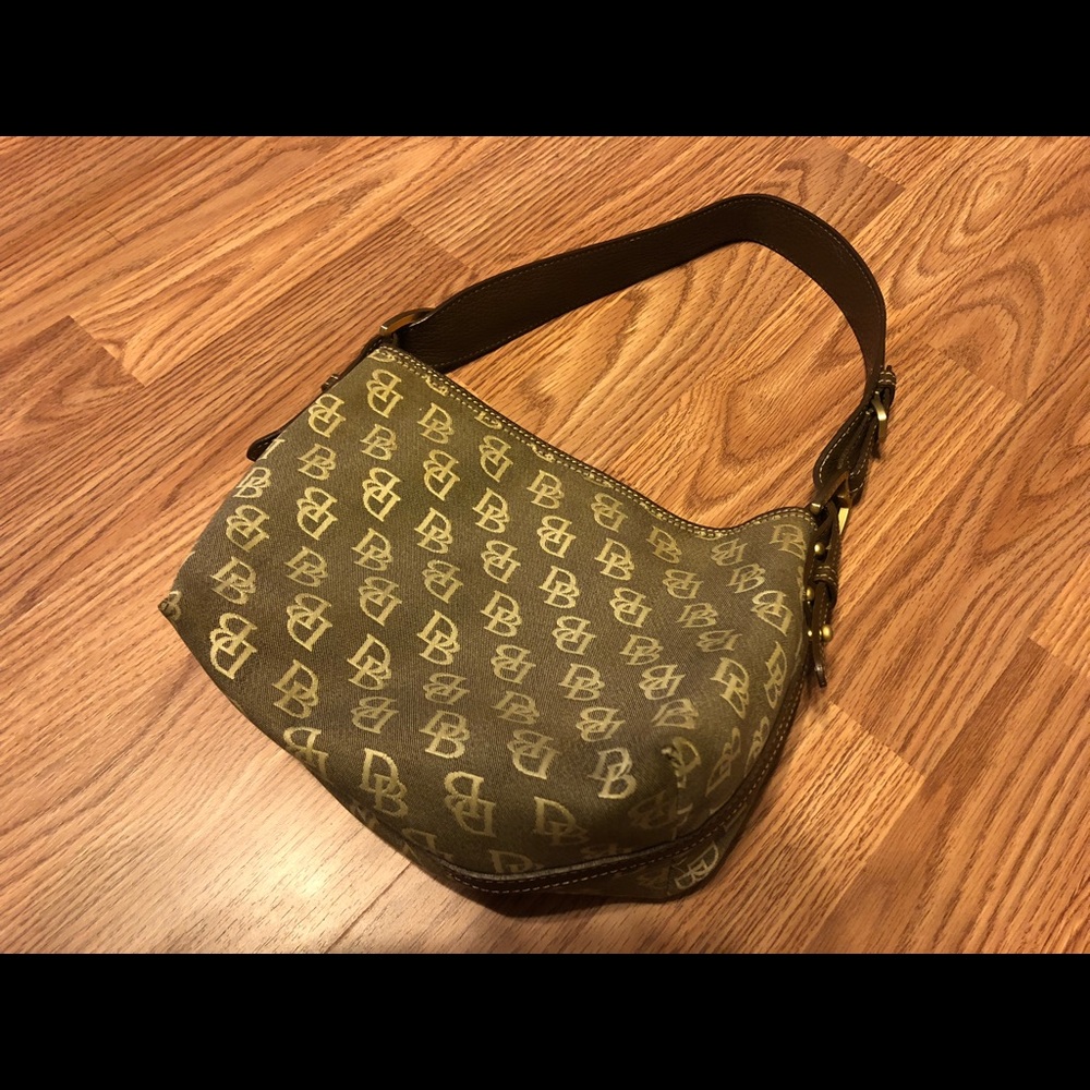 VINTAGE DOONEY & BOURKE HANDBAG